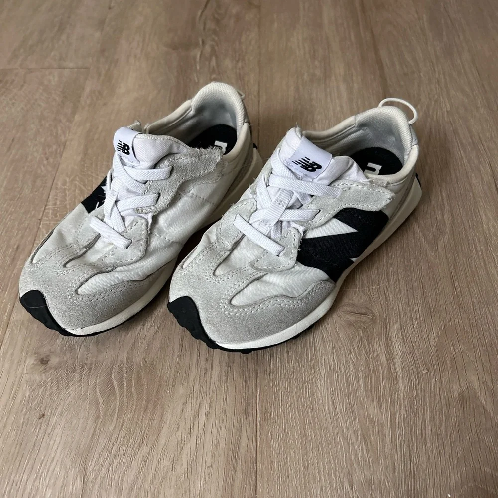 New Balance boys slip